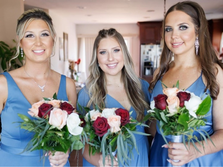 Bridesmaids with bouquets